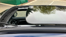 MINI Hatchback 1.5 Cooper Exclusive 5dr Auto [Comfort/Nav Pack] Petrol Hatchback